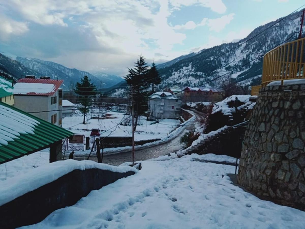 Nehru Kund Heights by JitaInn Manāli Exterior foto